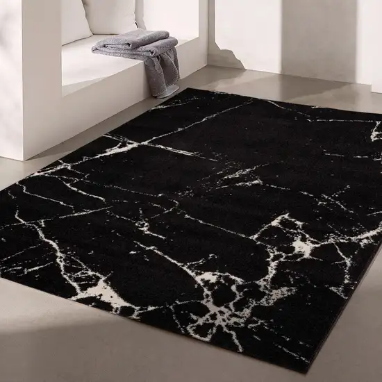 Black and White Abstract Breakage Area Rug Photo 1