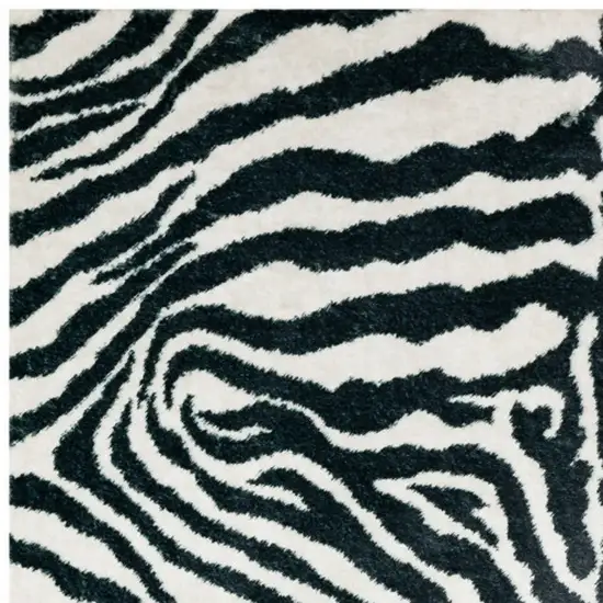 8' X 8' Black and White Zebra Print Round Shag Handmade Non Skid Area Rug Photo 4