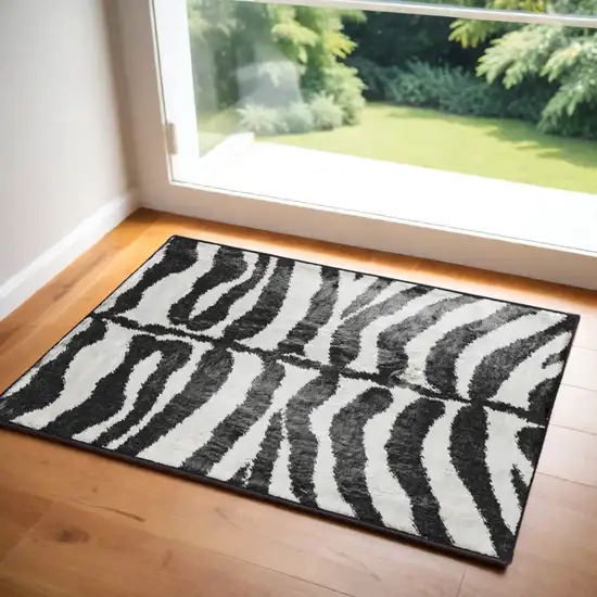 Black and White Zebra Print Shag Handmade Non Skid Area Rug Photo 1