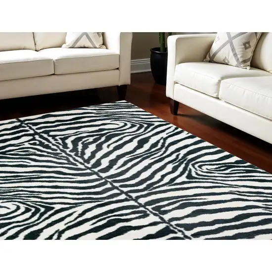 Black and White Zebra Print Shag Handmade Non Skid Area Rug Photo 1