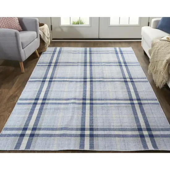 Blue And White Abstract Hand Woven Stain Resistant Area Rug Photo 7