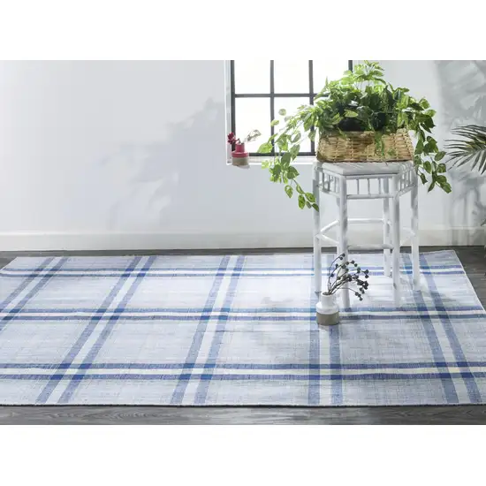 Blue And White Abstract Hand Woven Stain Resistant Area Rug Photo 6