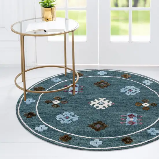 Blue Bordered Motif Area Rug Photo 6