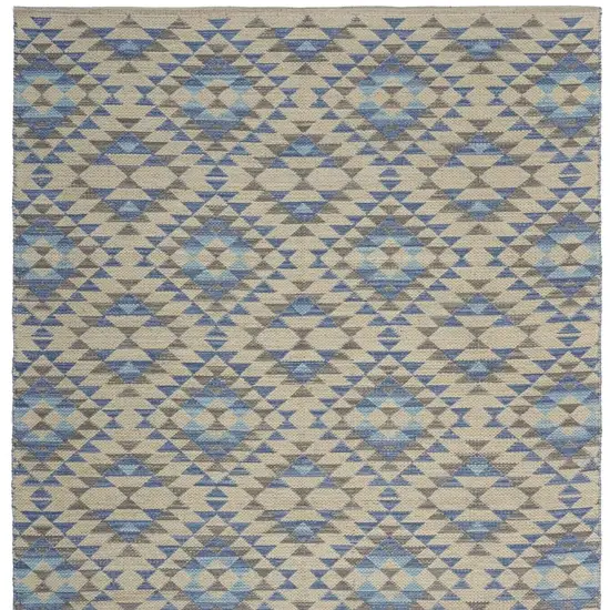 Blue Decorative Lattice Area Rug Photo 5