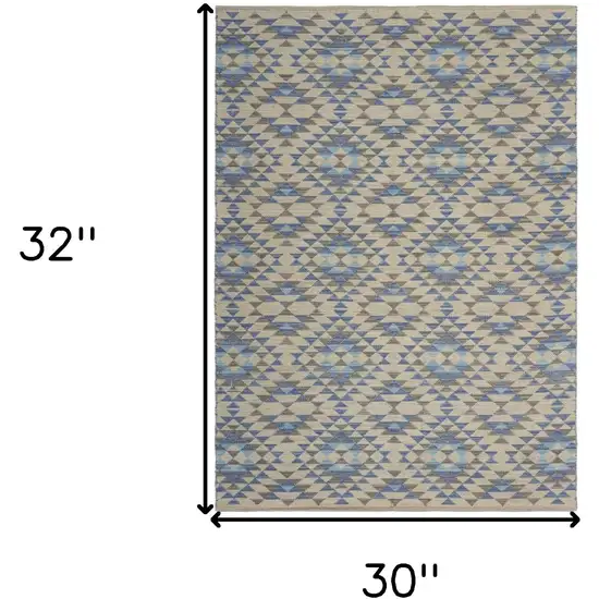 Blue Decorative Lattice Area Rug Photo 8