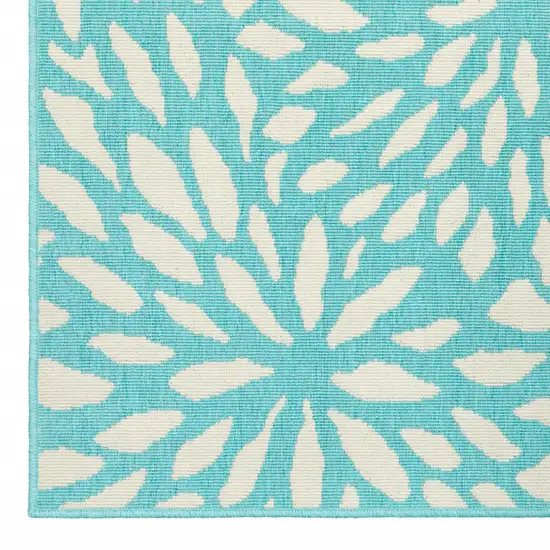 Blue Floral Stain Resistant Indoor Outdoor Area Rug Photo 5