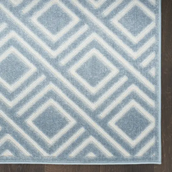 Blue Geometric Area Rug Photo 8