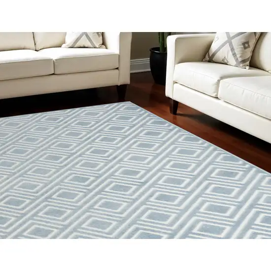 Blue Geometric Area Rug Photo 1