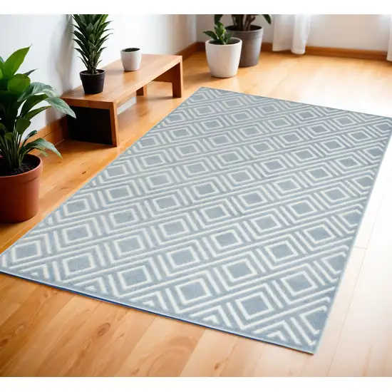 Blue Geometric Area Rug Photo 1