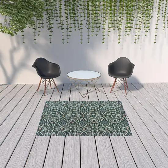 Blue Geometric Stain Resistant Indoor Outdoor Area Rug Photo 2