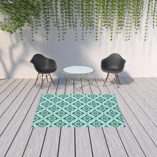 Blue Geometric Stain Resistant Indoor Outdoor Area Rug Photo 2