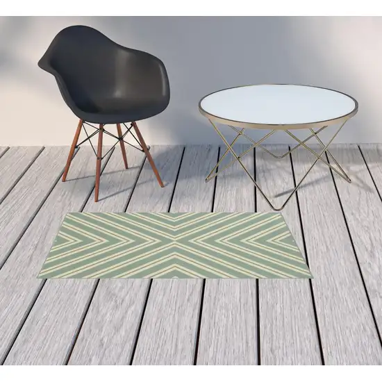 Blue Geometric Stain Resistant Indoor Outdoor Area Rug Photo 2