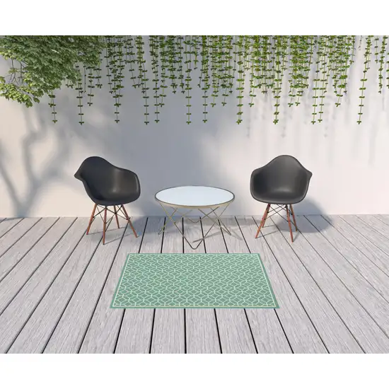 Blue Geometric Stain Resistant Indoor Outdoor Area Rug Photo 2