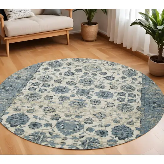 8' Ivory Round Oriental Area Rug Photo 1