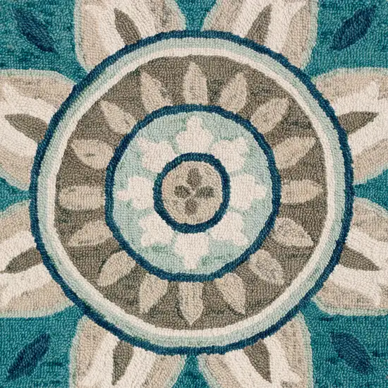 Blue Round Wool Floral Hand Tufted Area Rug Photo 5