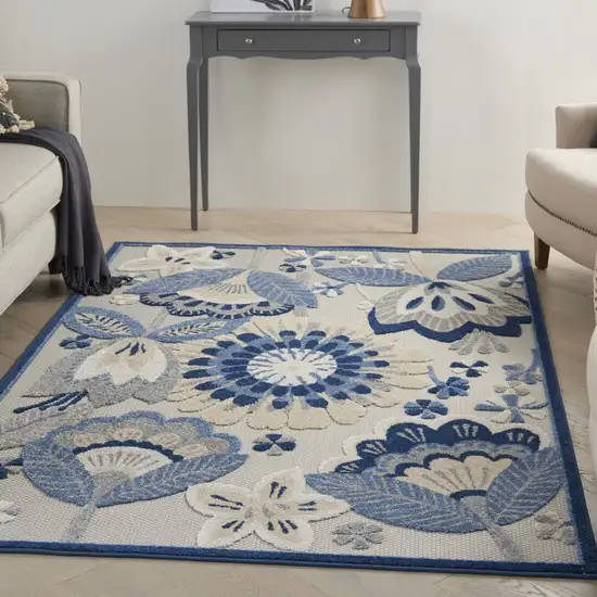 Blue and Gray Indoor Outdoor Area Rug Photo 5