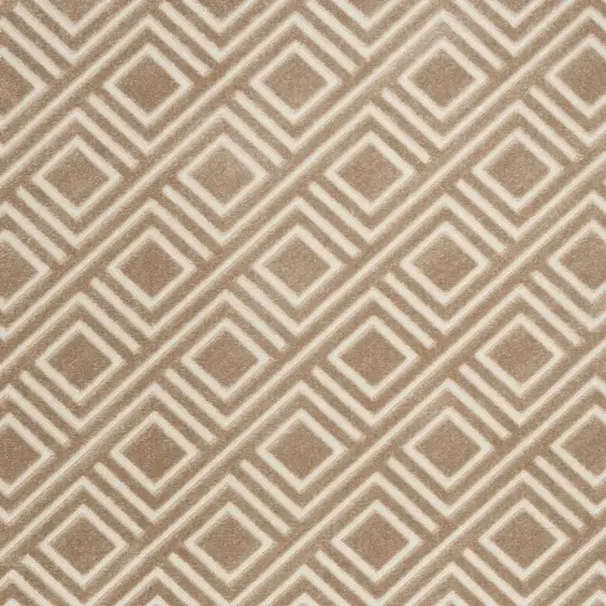 Brown Geometric Area Rug Photo 6