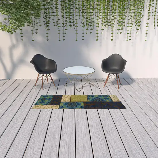 Brown Geometric Stain Resistant Indoor Outdoor Area Rug Photo 2