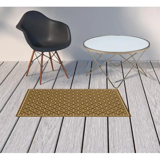 Brown Geometric Stain Resistant Indoor Outdoor Area Rug Photo 2