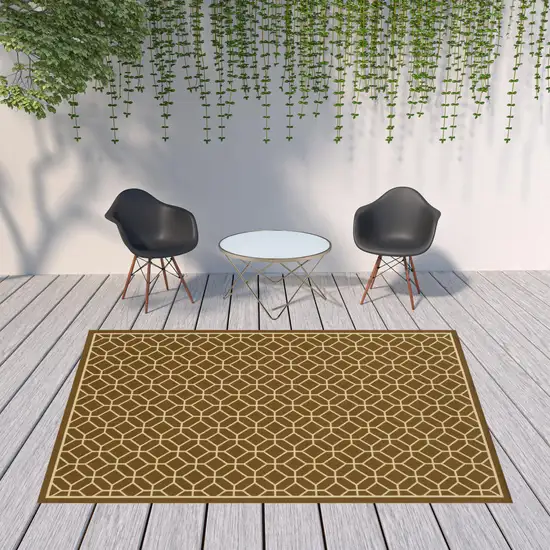 Brown Geometric Stain Resistant Indoor Outdoor Area Rug Photo 2