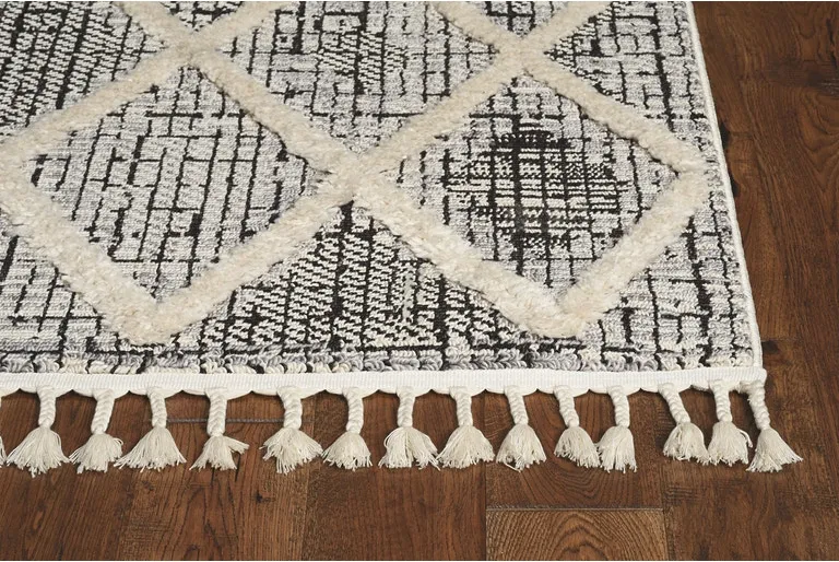 Charcoal Diamonds Area Rug with Fringe Photo 2