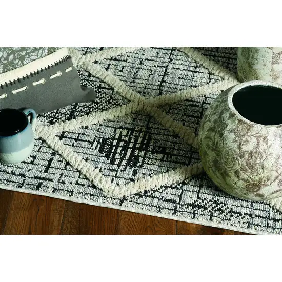 Charcoal Diamonds Area Rug with Fringe Photo 4