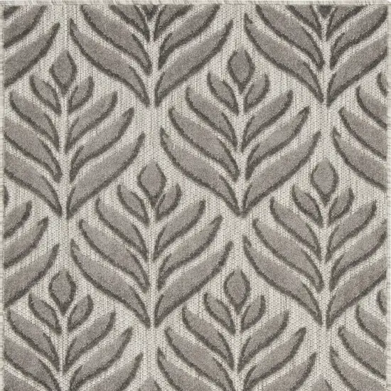 Charcoal Floral Indoor Outdoor Area Rug Photo 8