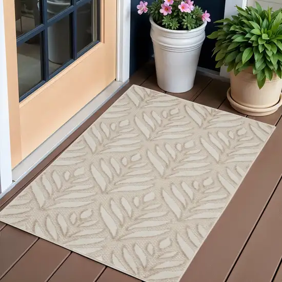 Charcoal Floral Power Loom Area Rug Photo 1