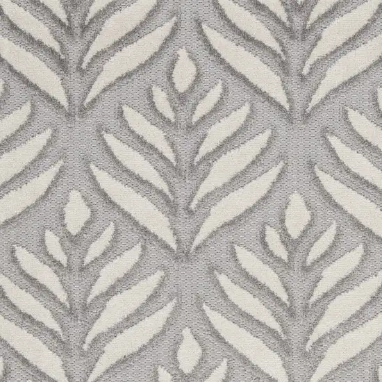 Gray Floral Indoor Outdoor Area Rug Photo 4