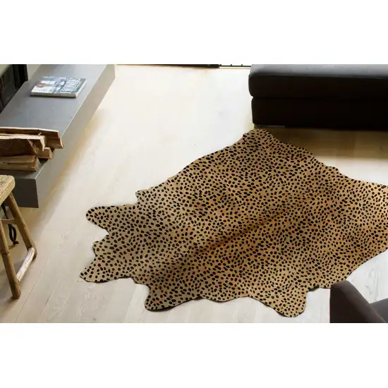 Cheetah Cowhide - Area Rug Photo 3