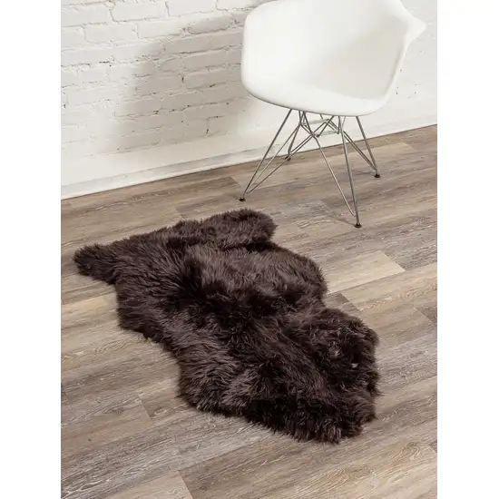 Chocolate New Zealand Natural Sheepskin Rug Photo 4