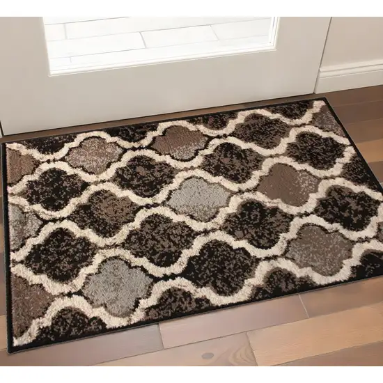 Chocolate Quatrefoil Power Loom Distressed Stain Resistant Area Rug Photo 1