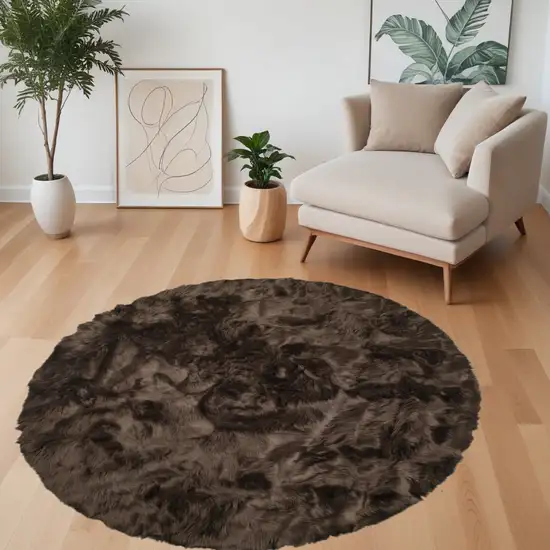 6' X 6' Chocolate Round Faux Fur Washable Non Skid Area Rug Photo 1