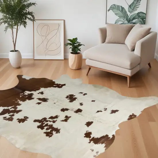 Brown and White Cowhide Hand Knotted Area Rug Photo 1