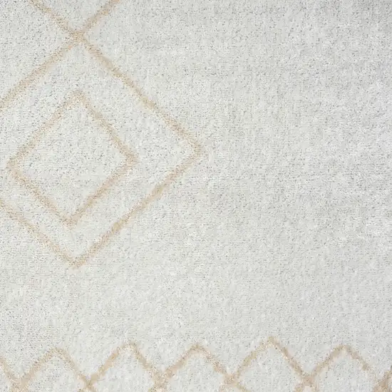 Cream Diamond Area Rug Photo 9