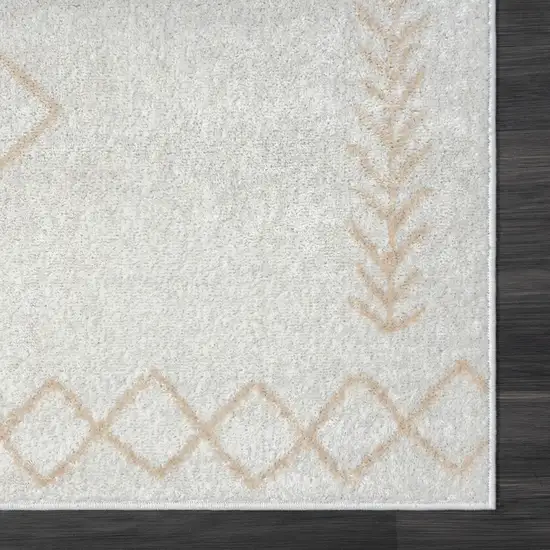 Cream Diamond Area Rug Photo 8