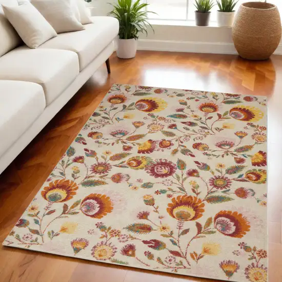 Cream Floral Power Loom Area Rug Photo 1