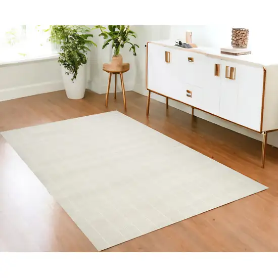 Cream Geometric Area Rug Photo 1