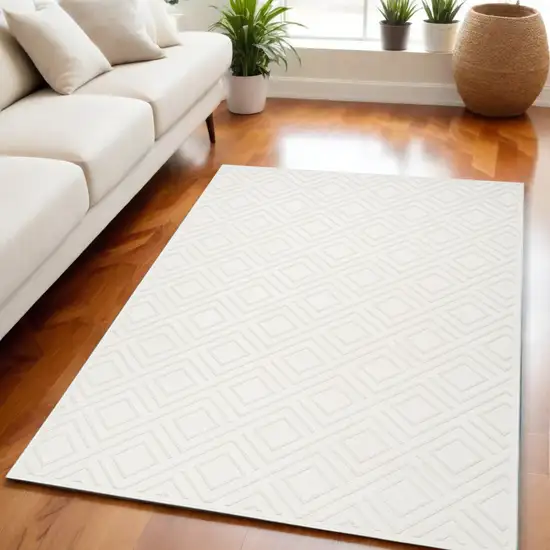 Cream Geometric Area Rug Photo 1