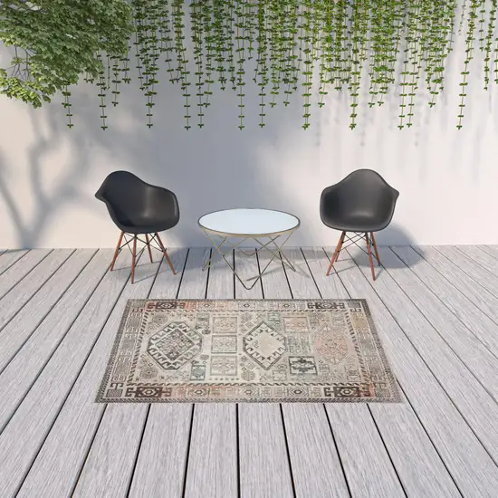 Cream Geometric Stain Resistant Indoor Outdoor Area Rug Photo 2