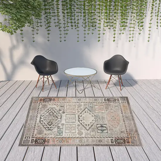 Cream Geometric Stain Resistant Indoor Outdoor Area Rug Photo 2