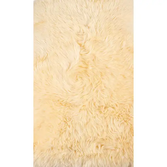 Cream New Zealand Natural Sheepskin Rug Photo 1