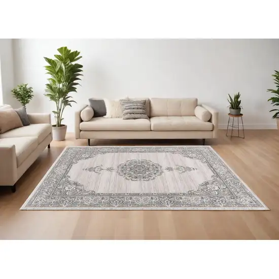 Cream Oriental Area Rug Photo 1