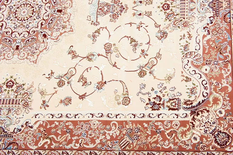 Cream Rose Traditional Pattern Area Rug Photo 3