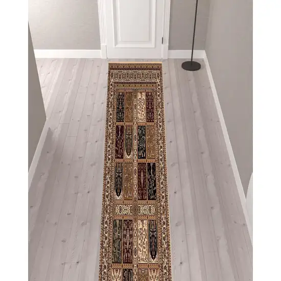 Cream Traditional Decorative Runner Rug Photo 2