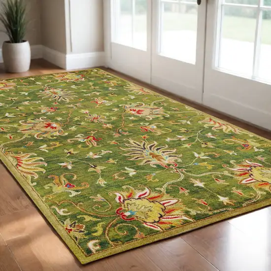 Green New Zealand Lambs Wool Floral Hand Tufted Area Rug Photo 2