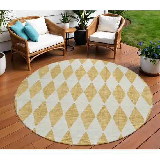 Gold Round Geometric Washable Non Skid Indoor Outdoor Area Rug Photo 1