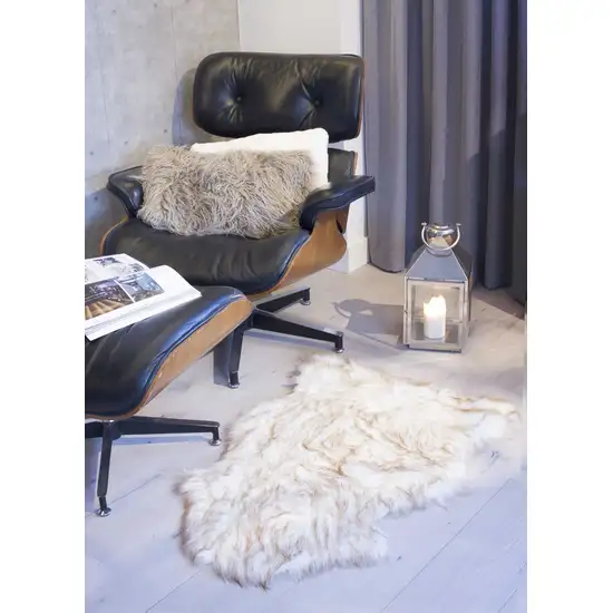 Gradient Tan Faux Sheepskin - Area Rug Photo 3