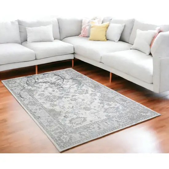 Gray Abstract Area Rug With Fringe Photo 1