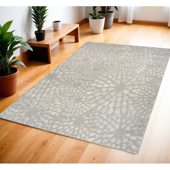 Gray Abstract Area Rug Photo 1